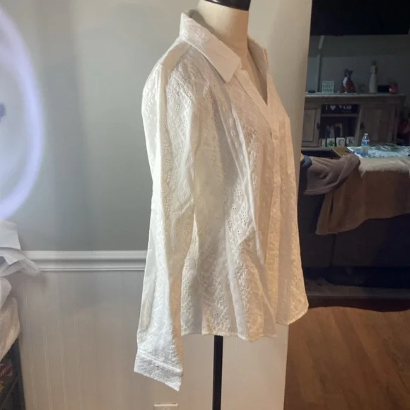 Cute New without tags Sundance Blouse - Picture 2 of 8